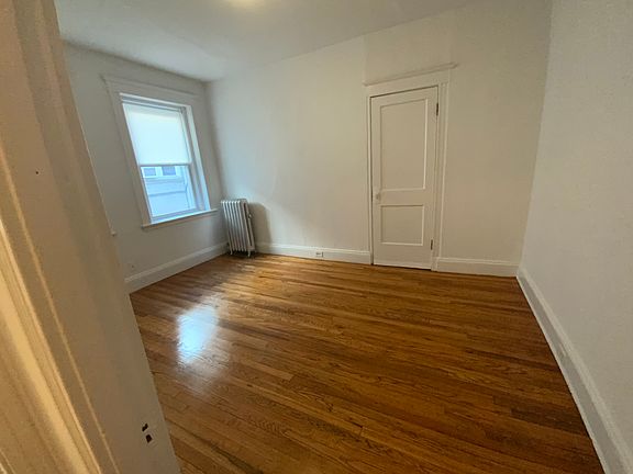 2nd image of 119 Brainerd Rd #2
