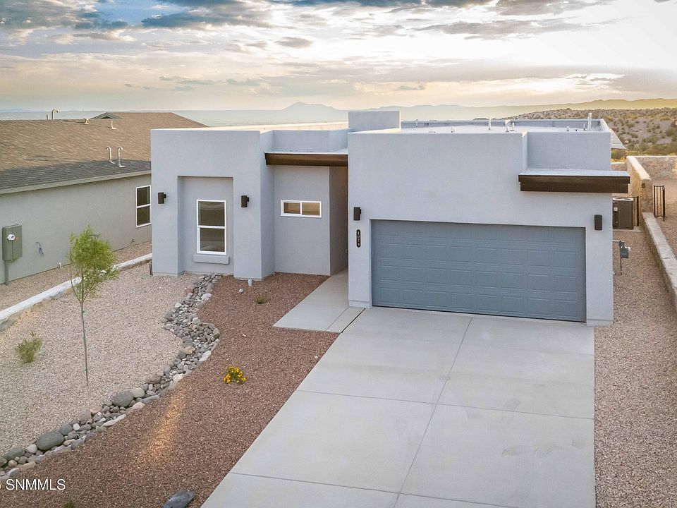 1st image of 1075 Noria Ct