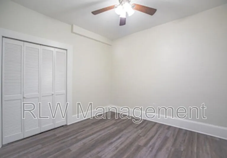 11 N Central Ave — Photo 5