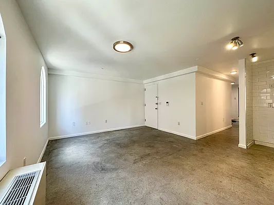 Rented by Oxford Property Group | media 23