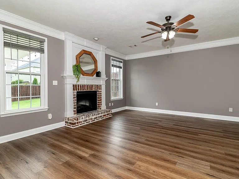 509 Hardwick Ct — Photo 10