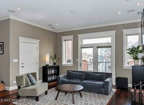 3rd image of 4960 N Western Ave #3S