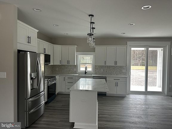 5th image of 19426 Parsons Rd