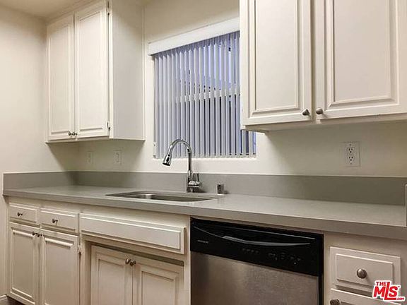 5th image of 14430 Benefit St APT 203