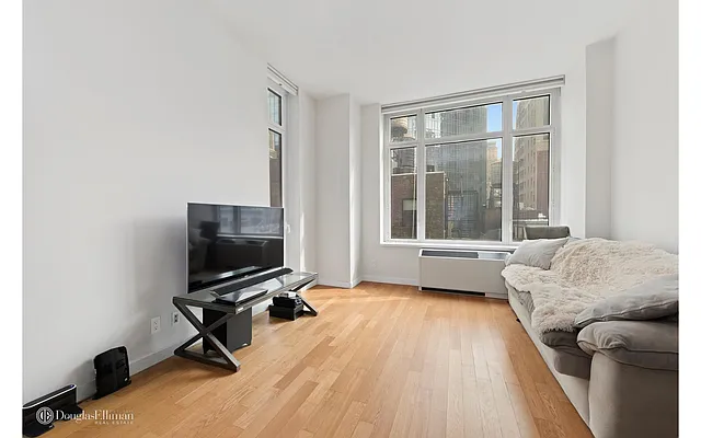 Rented by Douglas Elliman | media 7