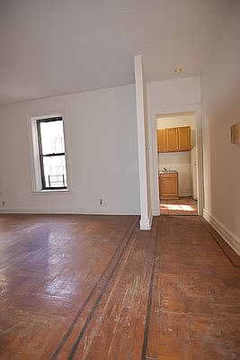 3rd image of 56 Rockaway Pkwy #9B
