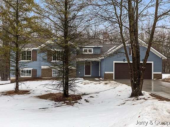 2nd image of 911 Apple Ridge Ct