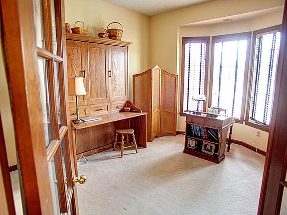 4th image of 2330 Heatherwood Dr