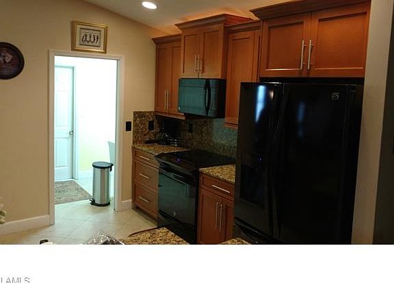 5th image of 6148 Woodstone Dr