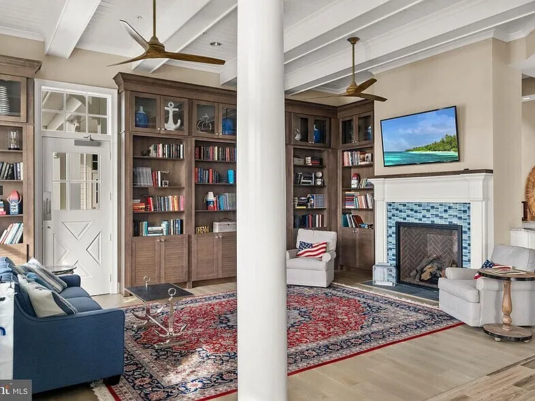 33776 Freeport Dr — Photo 60