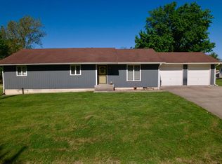 410 S Harris St, Cameron, MO 64429
