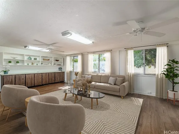 1355 Hoolaulea St, Pearl City, HI 96782