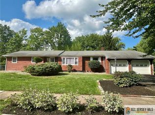 6 Donna Dr, Edison, NJ 08820