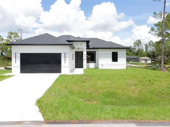 706 W 11th St, Lehigh Acres, FL 33972
