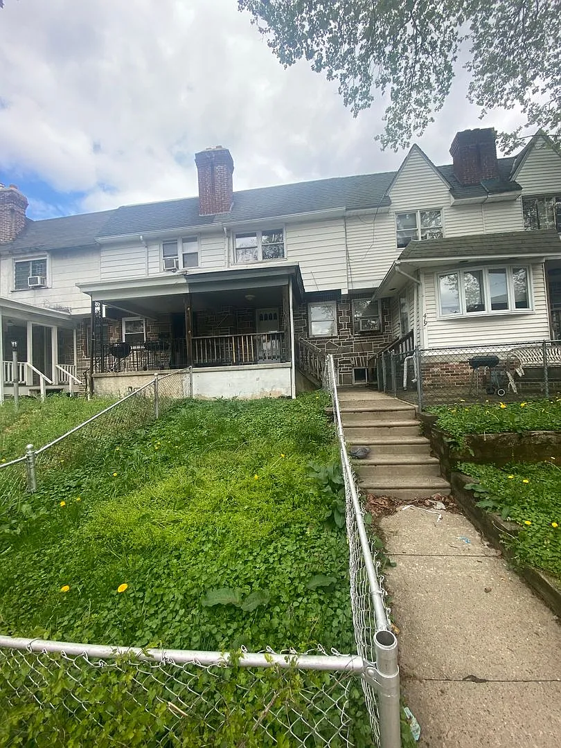 Gorgeously Renovated 2 Bedroom Townhome for Rent | Upper Darby — Photo 4