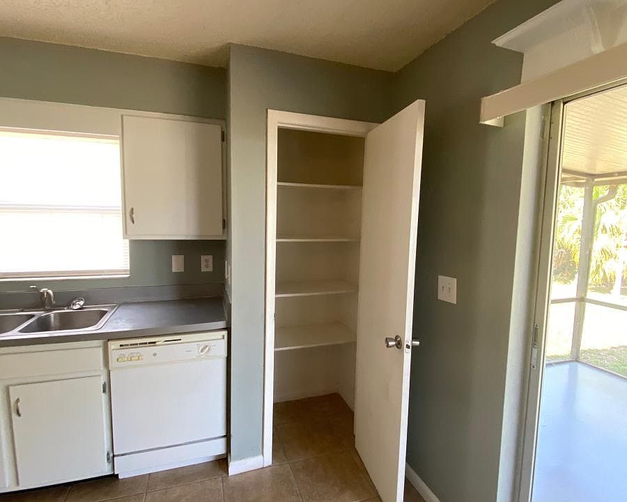 2nd image of 18227 Morgan Dr