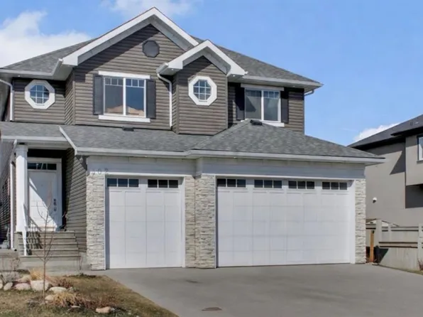 302 S Kinniburgh Rd, Chestermere, AB T1X 0Y6