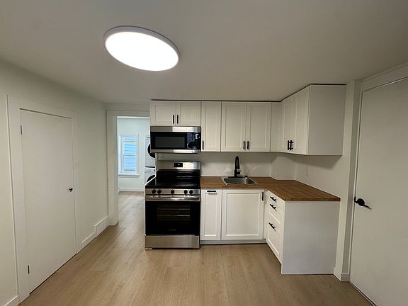 4th image of 11 Luxton Ave #A