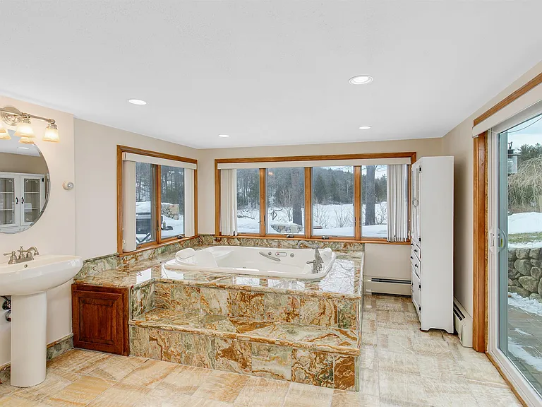 19 Quimby Ct — Photo 8