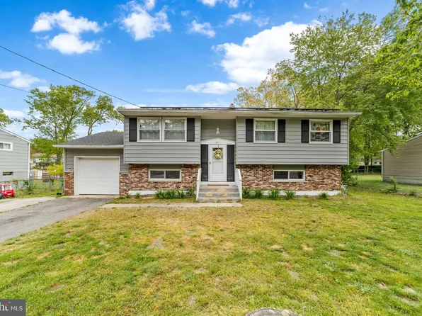 211 California Trl, Browns Mills, NJ 08015