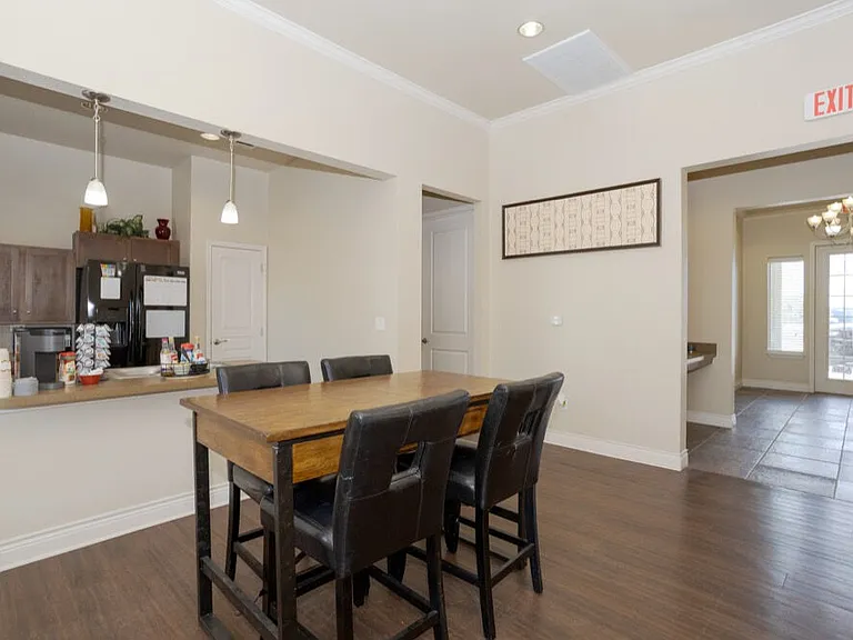 Live Oak Villas — Photo 6