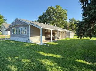 225 E 6th St, Orchard, NE 68764