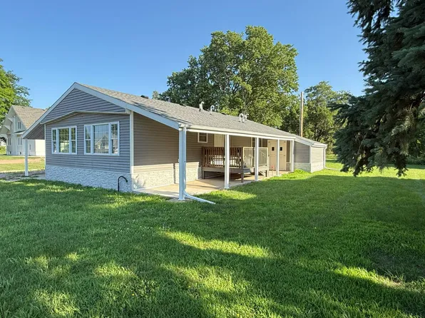 225 E 6th St, Orchard, NE 68764