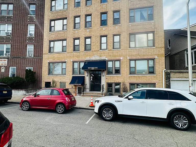 6405 Boulevard E #B1 — Photo 17