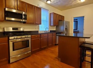 1365 Plainfield St FLOOR 2-1, Johnston, RI 02919