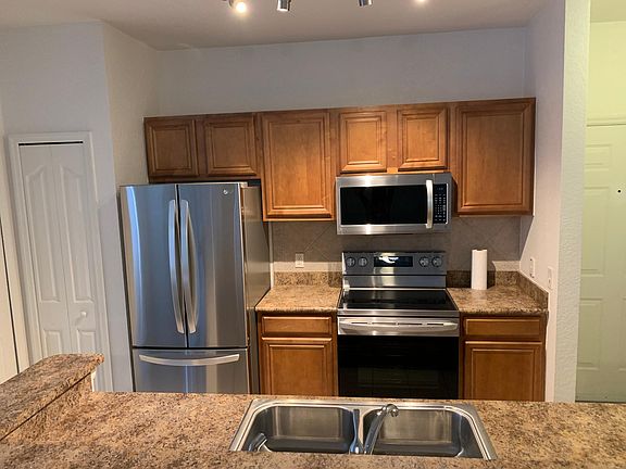 2nd image of 6151 Metrowest Blvd Unit 4102