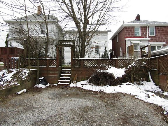 5th image of 324 Ridgewood Ave