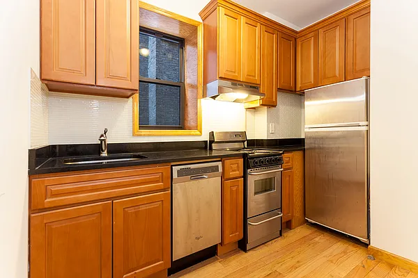 Rented by Compass | media 2