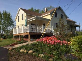 10316 Western Ave, Cedarburg, WI 53012