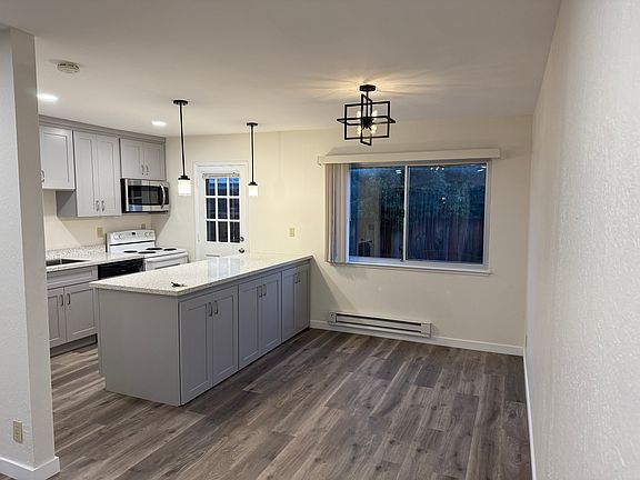 2nd image of 1535 Alta Glen Ct APT 4