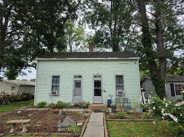 511 N Main Cross St, Vevay, IN 47043