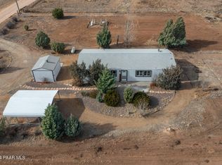 1408 W Brand Iron Rd, Paulden, AZ 86334