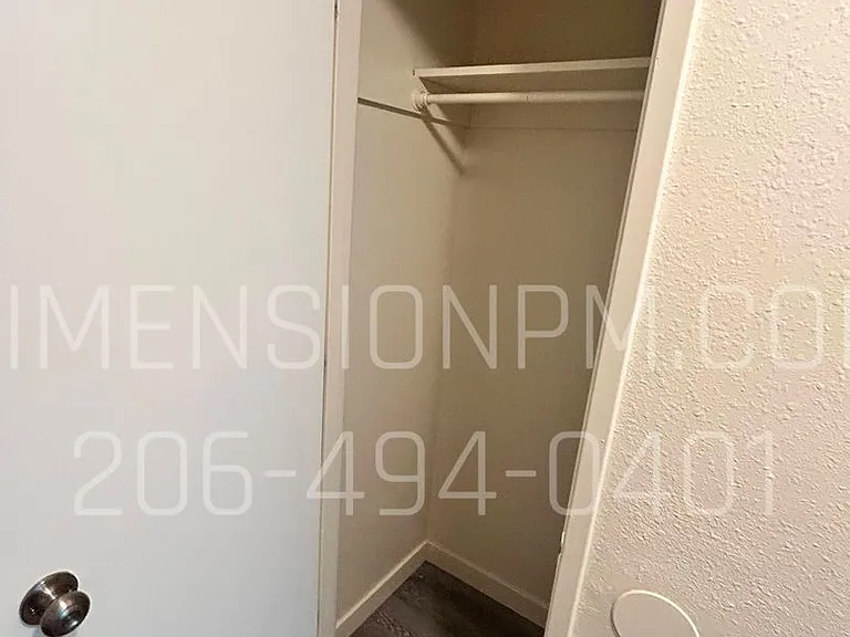 532 SW Rimrock Way — Photo 31