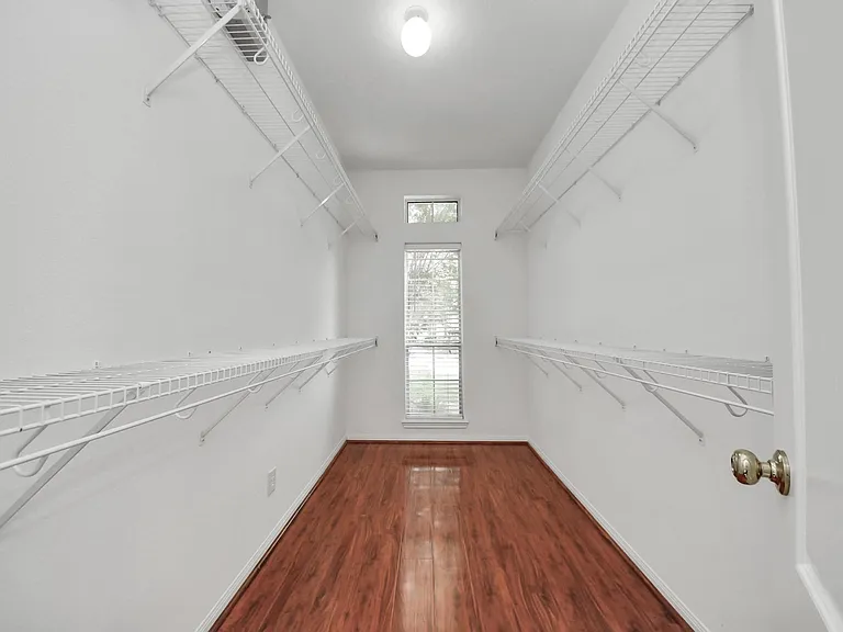 4230 Waterwood Dr — Photo 16