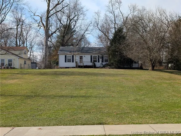 128 N Madison Avenue, Hanover, IN 47243