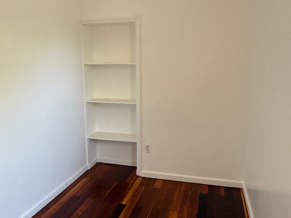 1st image of 741 Quincy Ave #1A