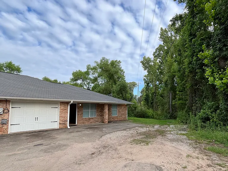 County Road 4197 — Photo 1