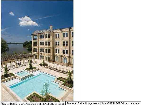 2nd image of 990-502 Stanford Ave #502