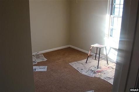 5th image of 700 Bishop St E