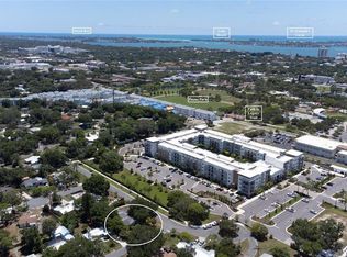 2306 Gull Ln, Sarasota, FL 34237