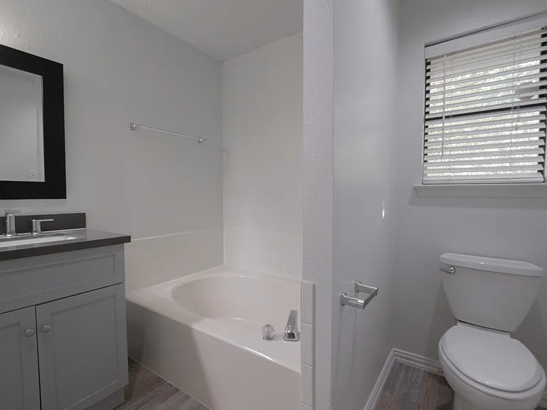 8201 Llano Ave — Photo 22