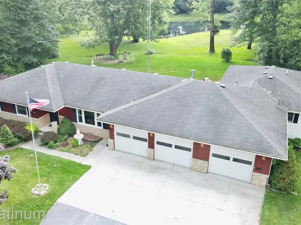 3775 Carrigan Rd, Fort Gratiot, MI 48059