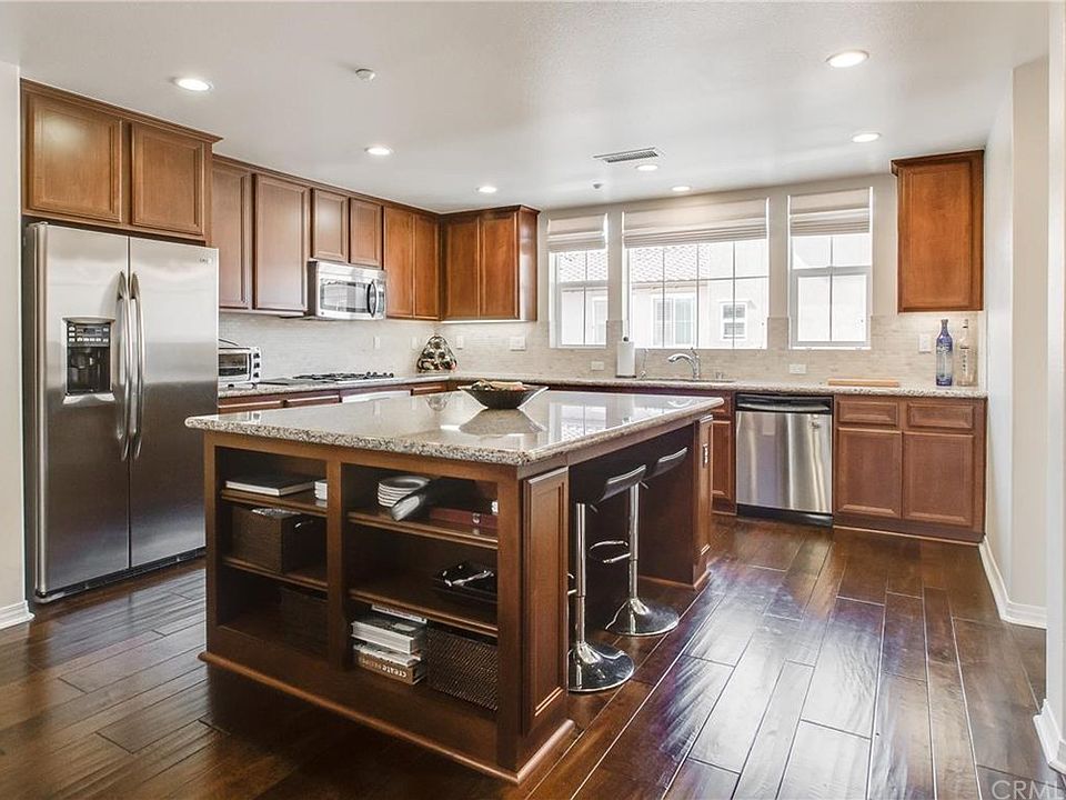 1st image of 144 Playa Cir