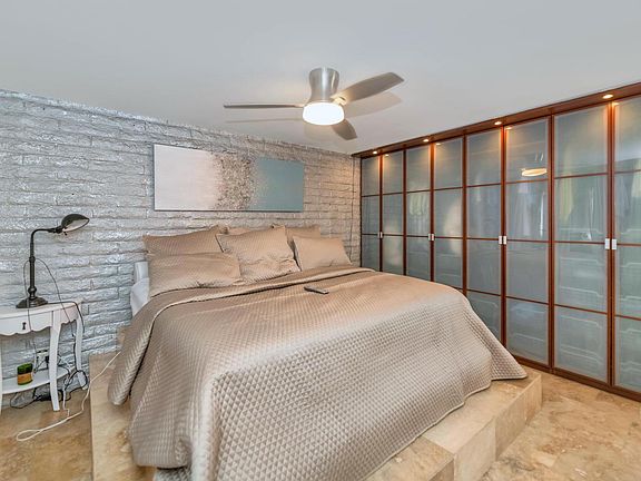 3rd image of 4829 N 74th St Unit 10