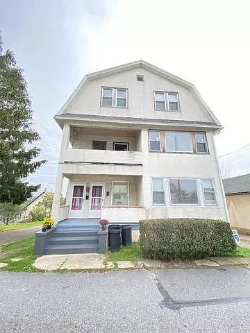 1051 Farber Ct #2 — Photo 4