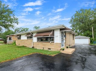 16139 Cambridge Dr, Markham, IL 60428